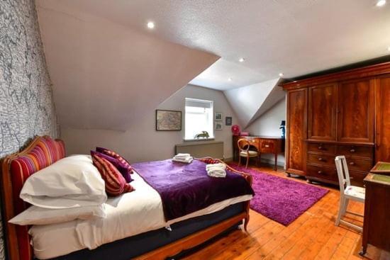 Quirky 4 Bedroom Apartment With Terrace Cardiff Eksteriør billede