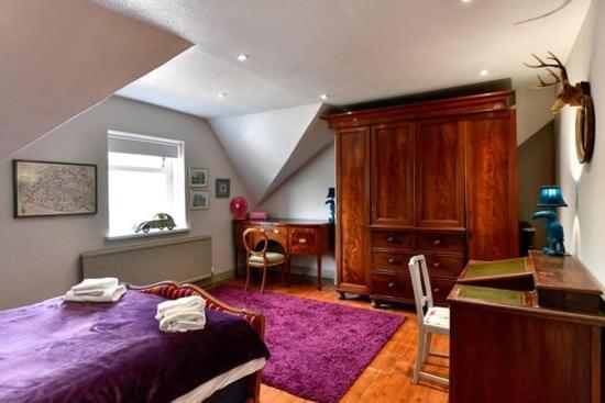 Quirky 4 Bedroom Apartment With Terrace Cardiff Eksteriør billede